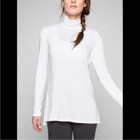 Athleta Women's Threadlight Layering Turtleneck in White Size XLT - NWT - Picture 1 of 15